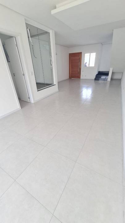 Sobrado à venda com 3 quartos, 124m² - Foto 1