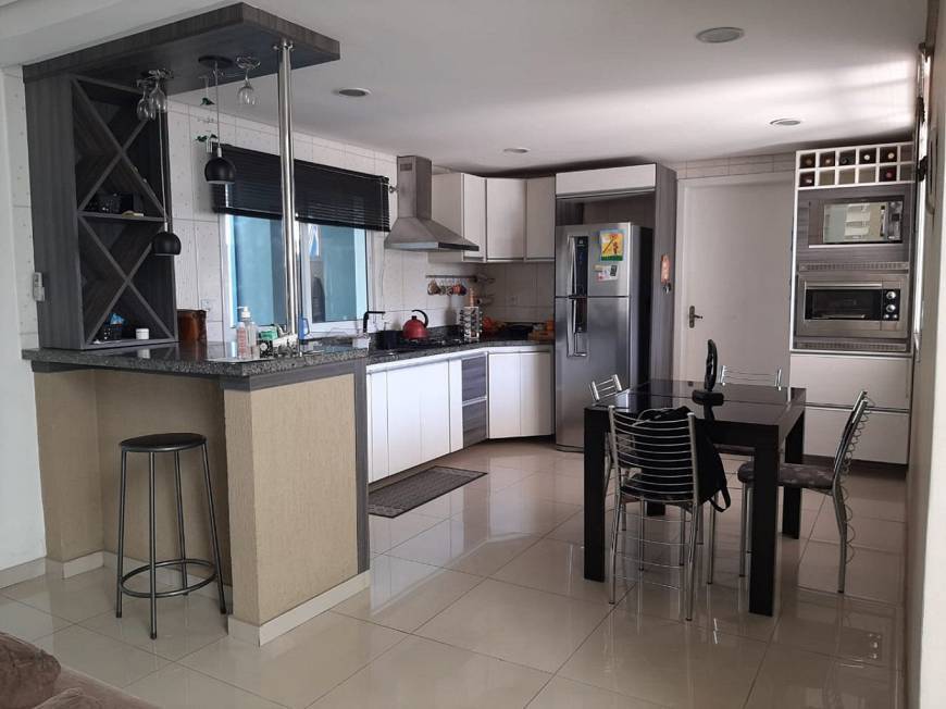 Sobrado à venda com 3 quartos, 208m² - Foto 16