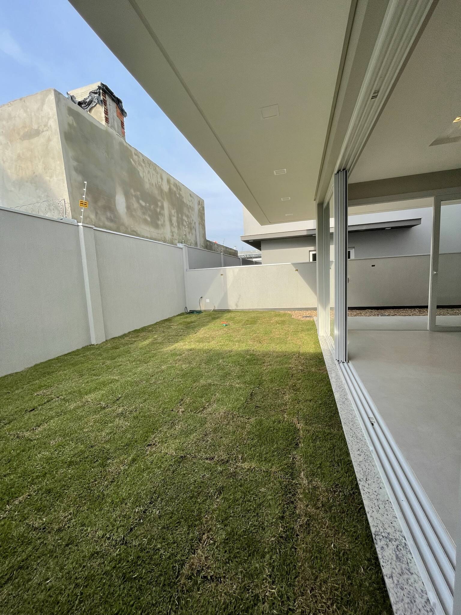 Casa de Condomínio à venda com 4 quartos, 232m² - Foto 9