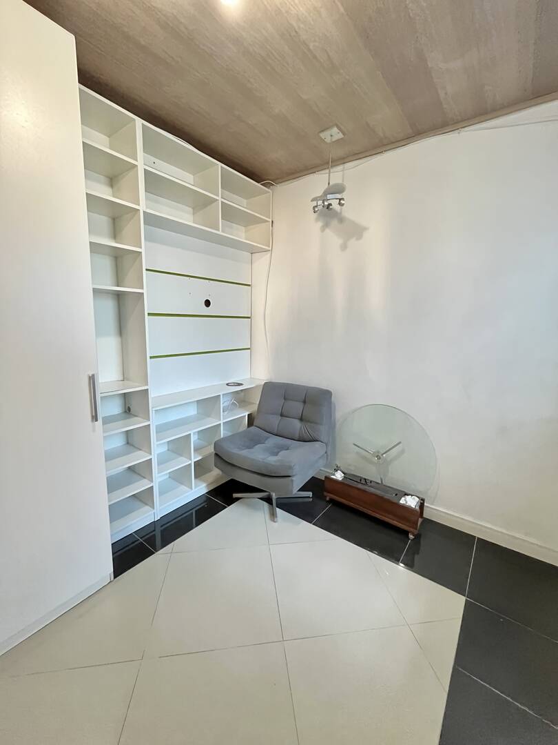 Casa à venda com 3 quartos, 117m² - Foto 18