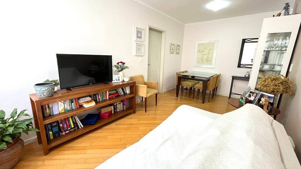 Apartamento à venda com 2 quartos, 67m² - Foto 6