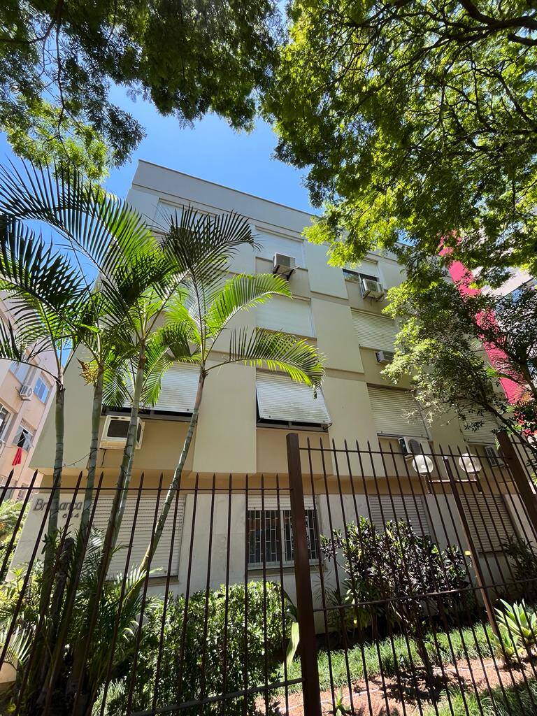 Apartamento à venda com 2 quartos, 67m² - Foto 2