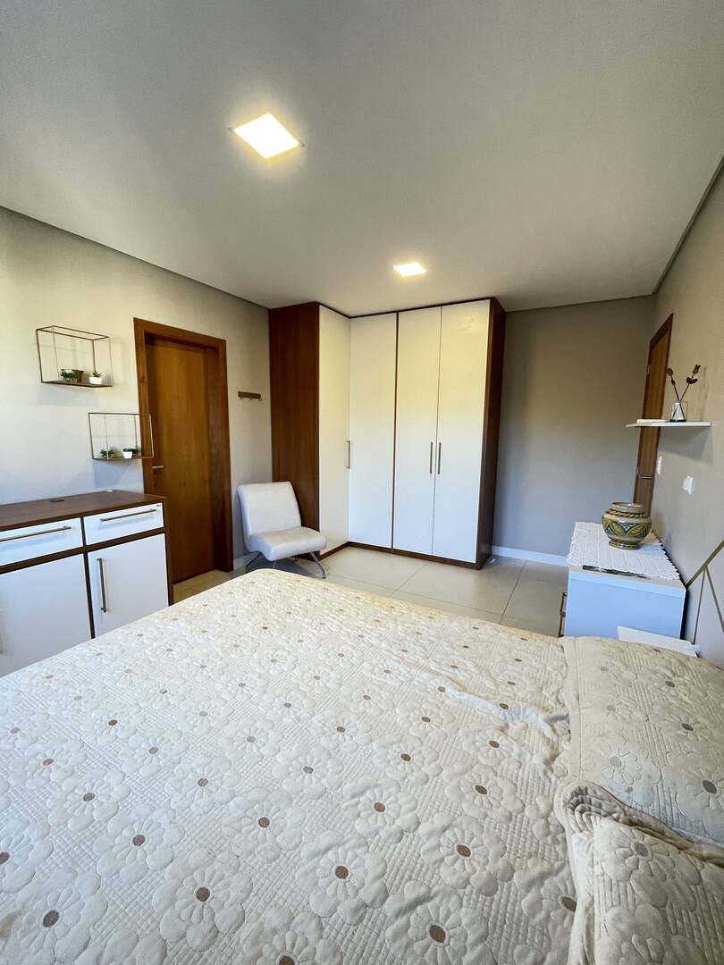 Apartamento à venda com 3 quartos, 199m² - Foto 31