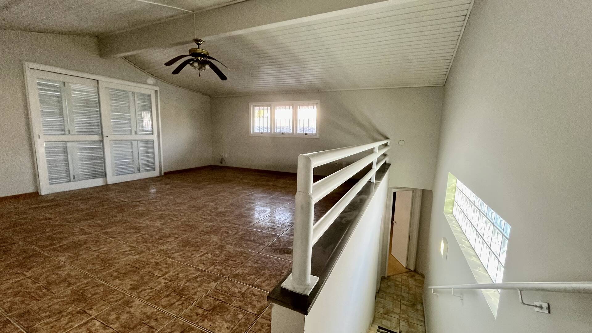 Casa à venda e aluguel com 6 quartos, 350m² - Foto 20