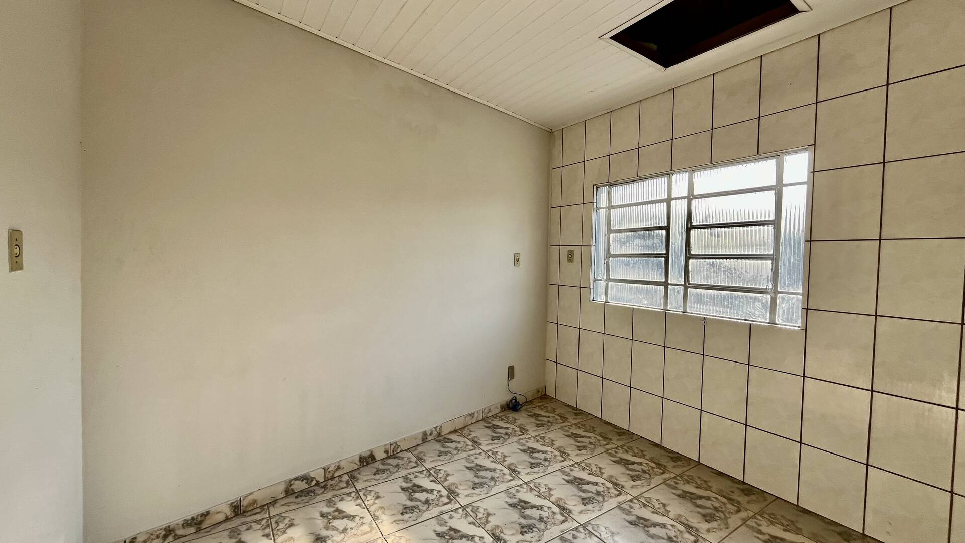 Casa à venda e aluguel com 6 quartos, 350m² - Foto 33